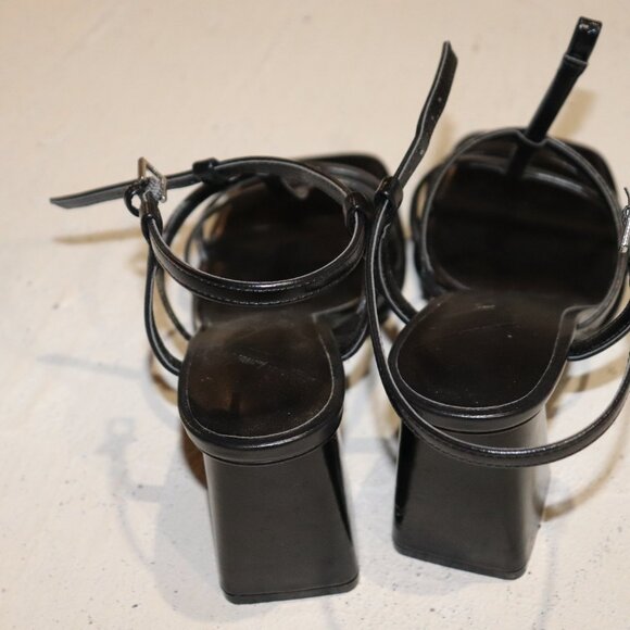 CALL IT SPRING Black Heels - Picture 3 of 4